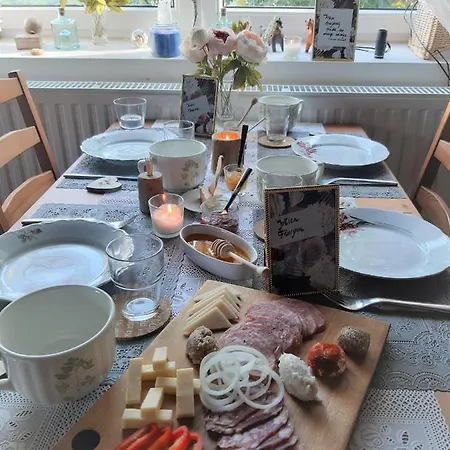 Hisa Antonija-apartma Irinka Lägenhet *